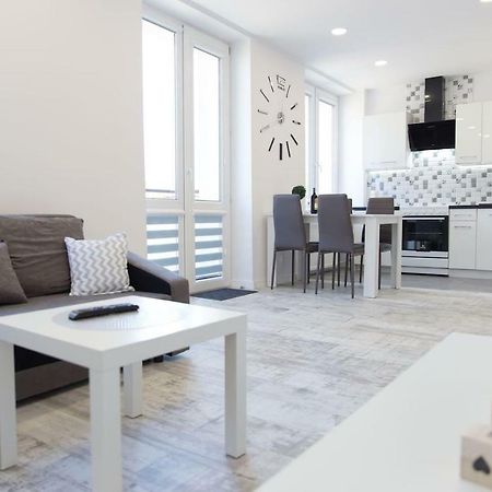 Md Apartment Top Location City Center 比亚韦斯托克 外观 照片